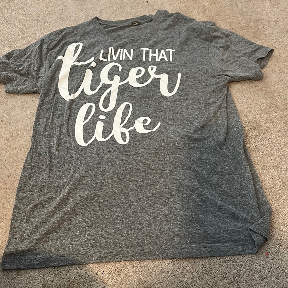 Graphic tshirt